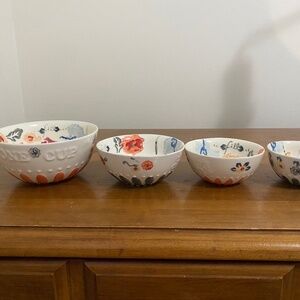 Anthroplogie measuring cups